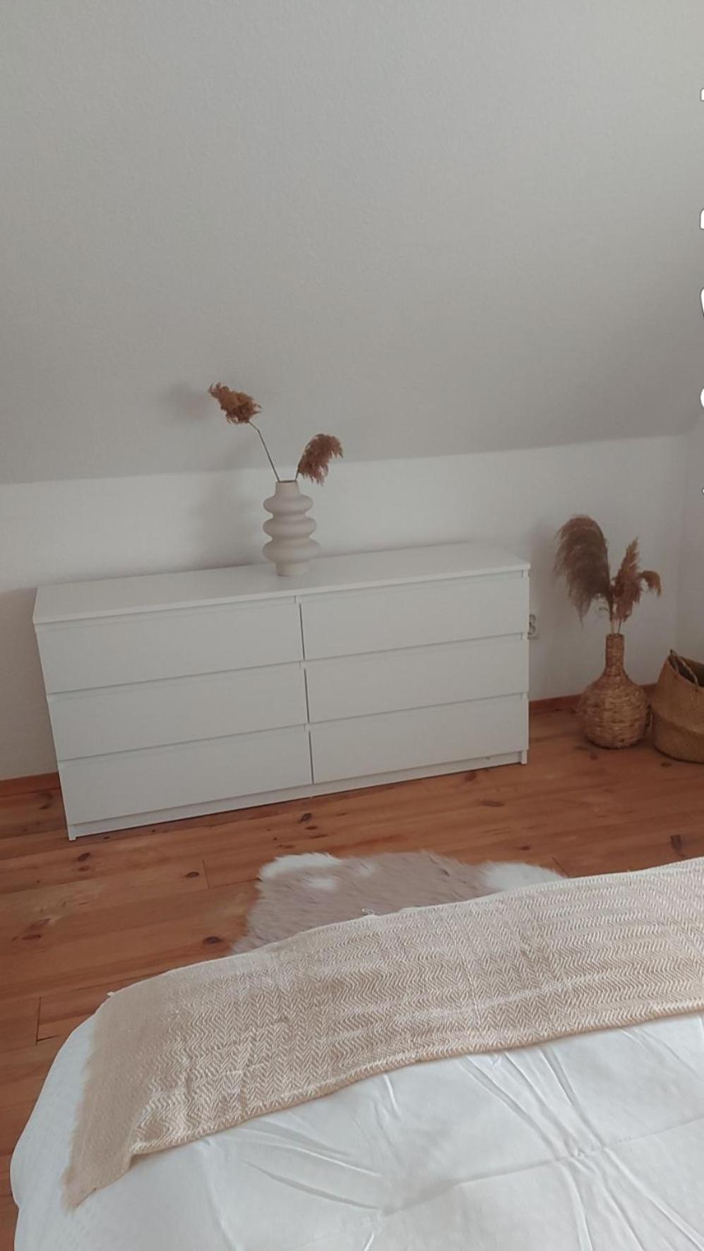 Stilvolle Ferienwohnung Free Parking, Space, Wlan Niestetal Екстериор снимка