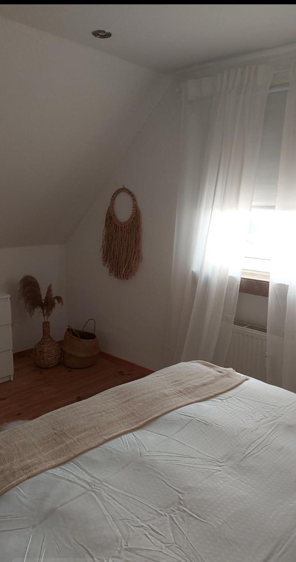 Stilvolle Ferienwohnung Free Parking, Space, Wlan Niestetal Екстериор снимка
